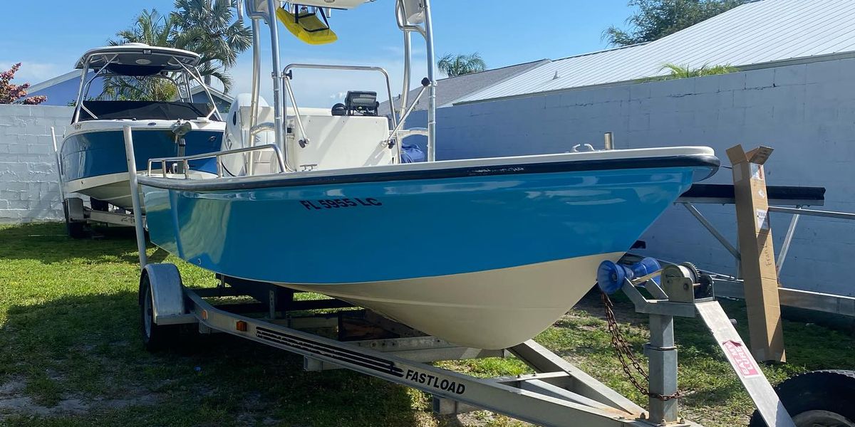 Affordable Custom Boat Wraps – Fishing, Pontoon & Yacht Wraps