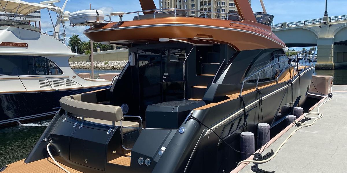 How Long Do Boat Wraps Last? Setting Realistic Expectations