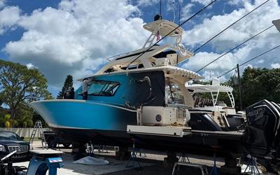 How the Right Boat Wrap Design Transforms Your Vessel