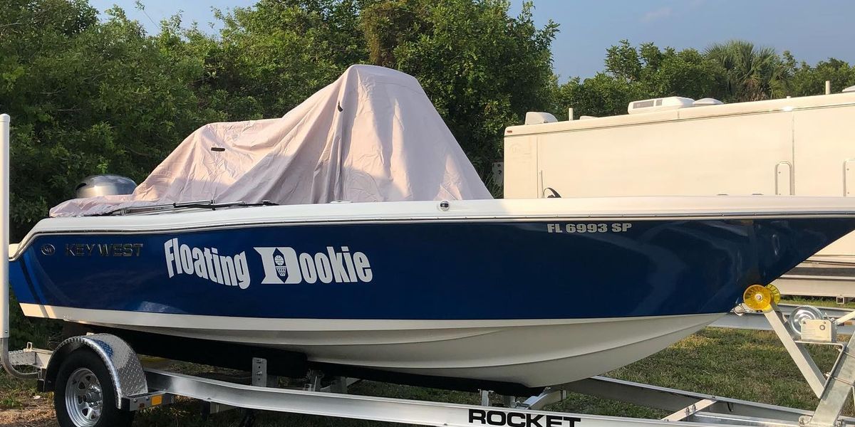Florida Boat Owners Are Choosing Vinyl Wraps Over Paint in 2026