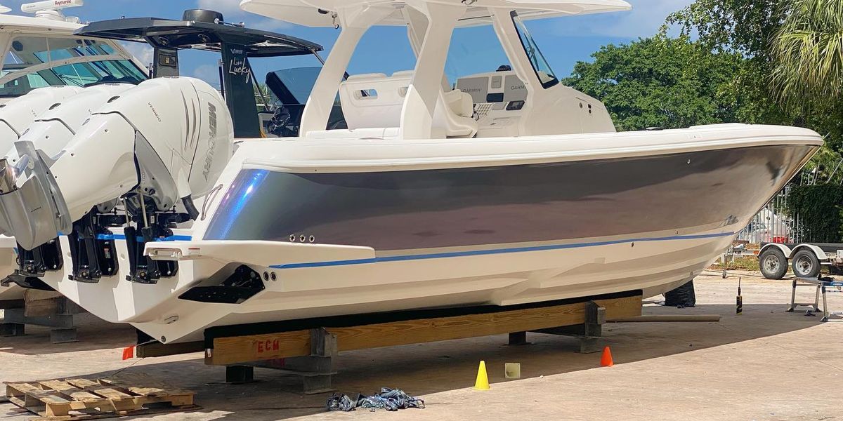 The Ultimate Guide to Custom Boat Wraps