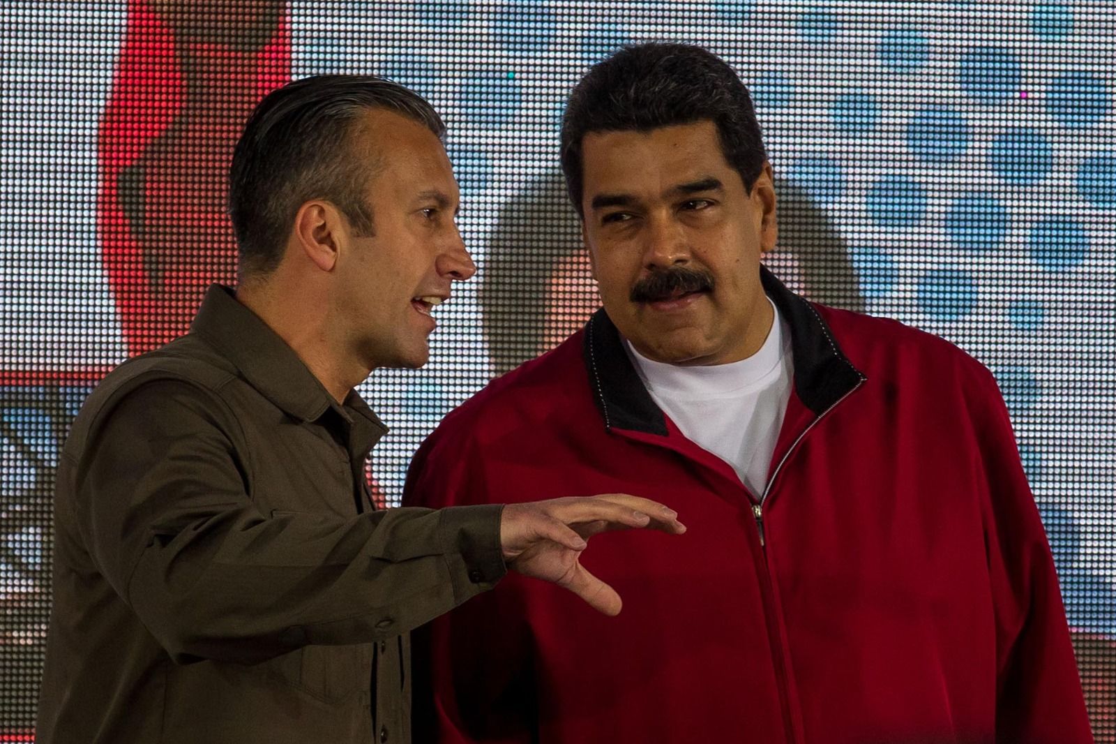 El Nuevo Herald: Tareck El Aissami le ofrece a Nicolás Maduro su multimillonaria fortuna a cambio de exoneración