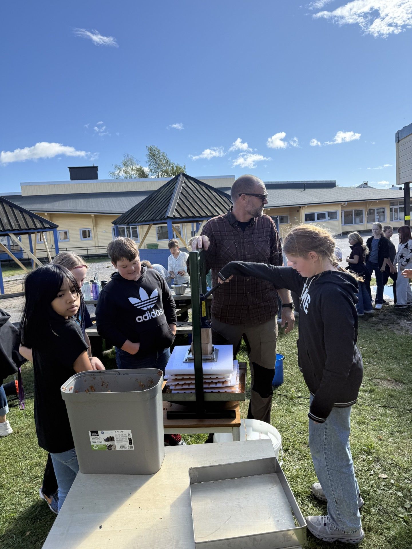 svar fra 6 B ved Lillesand kommune - Borkedalen skole