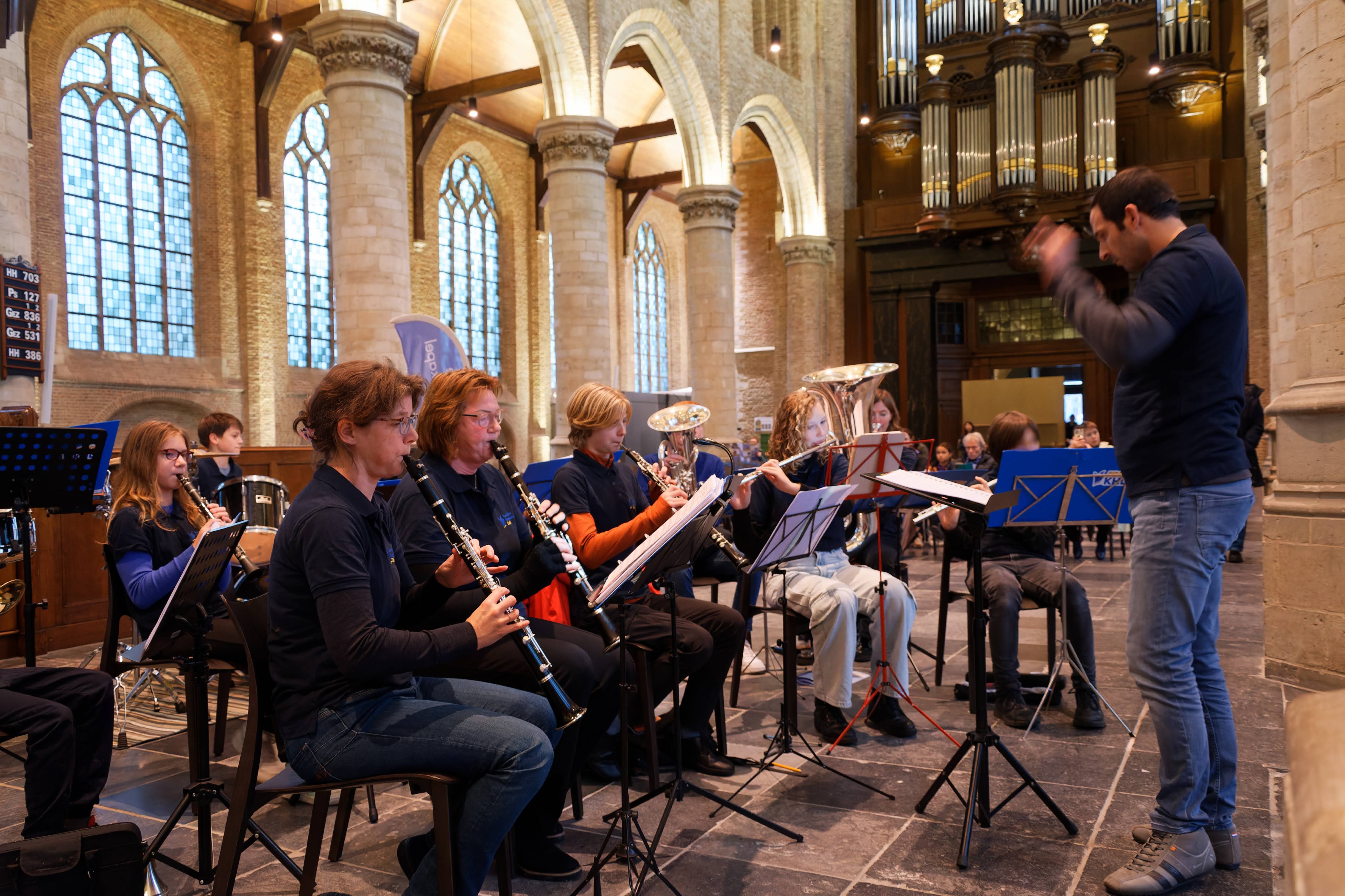 Jong KHD in de Nieuwe Kerk