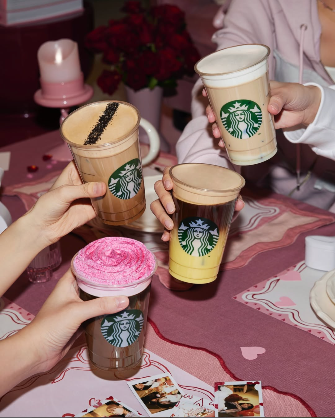 【韓国スタバ】バレンタインにぴったり！バラが咲く「ローズチョコ」や人気ティーラテなど新作4種が登場