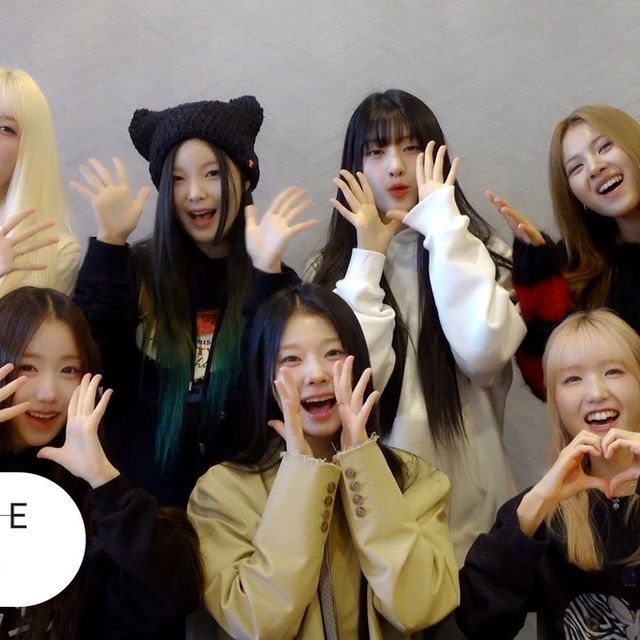 「SAY MY NAME、デビュー曲『WaveWay』で旋風を巻き起こす!SNSでの反響とメンバーの魅力に迫る」