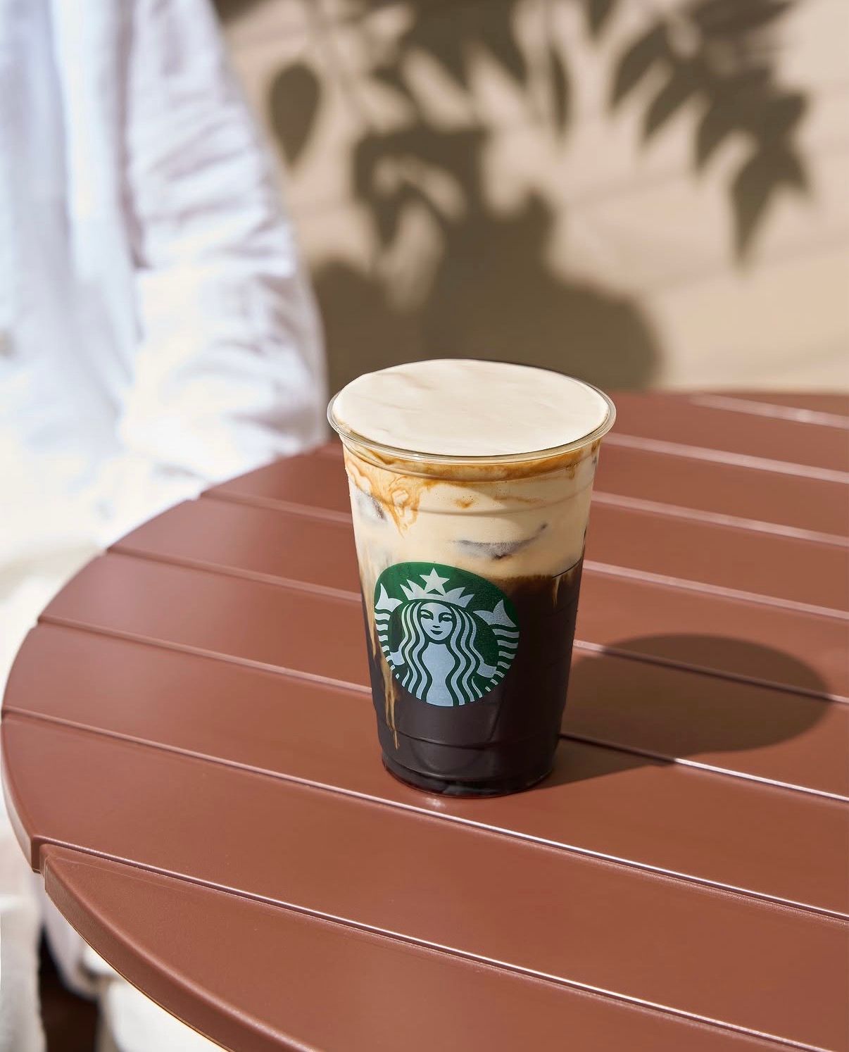 【韓国スタバ】甘じょっぱさに感動！「シーソルト キャラメル コールド ブリュー」が癖になる美味しさと話題