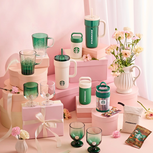 【韓国スタバ】大切な人へ贈る「感謝の月」ギフトが登場!スタンレーコラボMDや限定プレート特典も