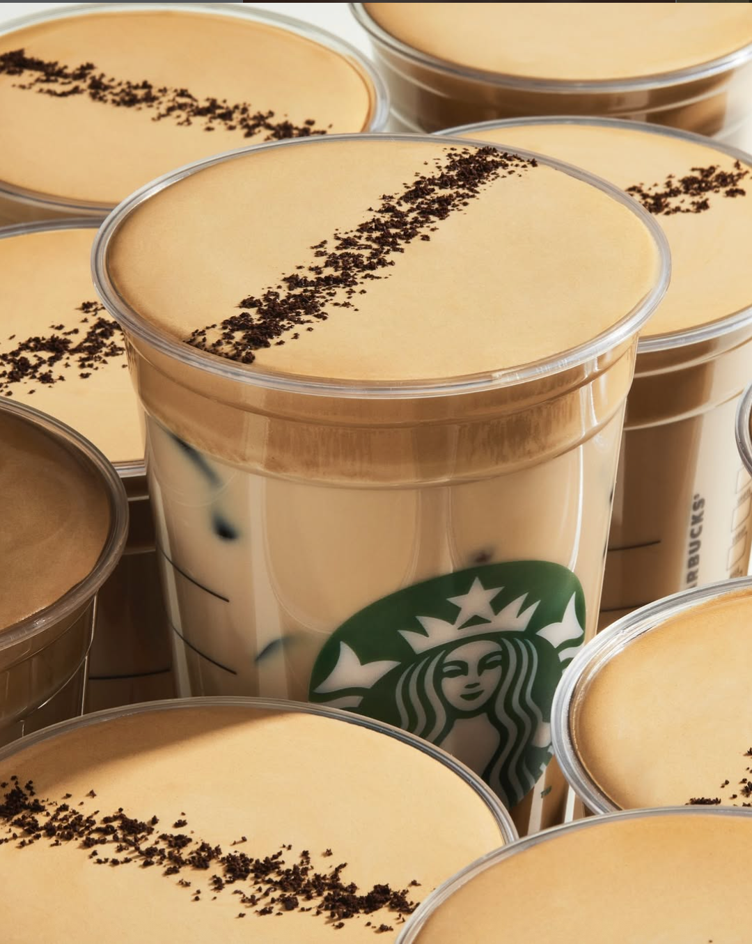 韓国スタバ冬の定番ラテ｜バニラ×エスプレッソの「ダブル エスプレッソ クリーム ラテ」が安定のおいしさ