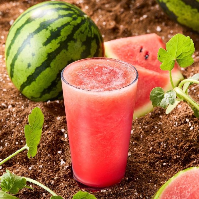 【エディヤコーヒー】夏の定番!大人気「生フルーツスイカジュース」が今年もカムバック🍉