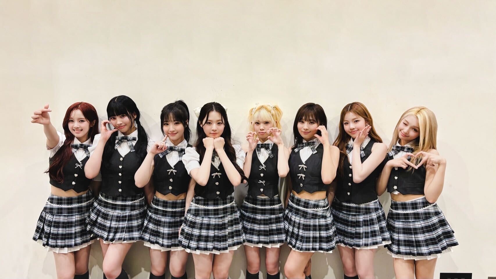 UNIS、初の日本デジタルシングルを2025年夏にリリース決定！“夢みたい”な快挙にナナ＆コトコも感涙