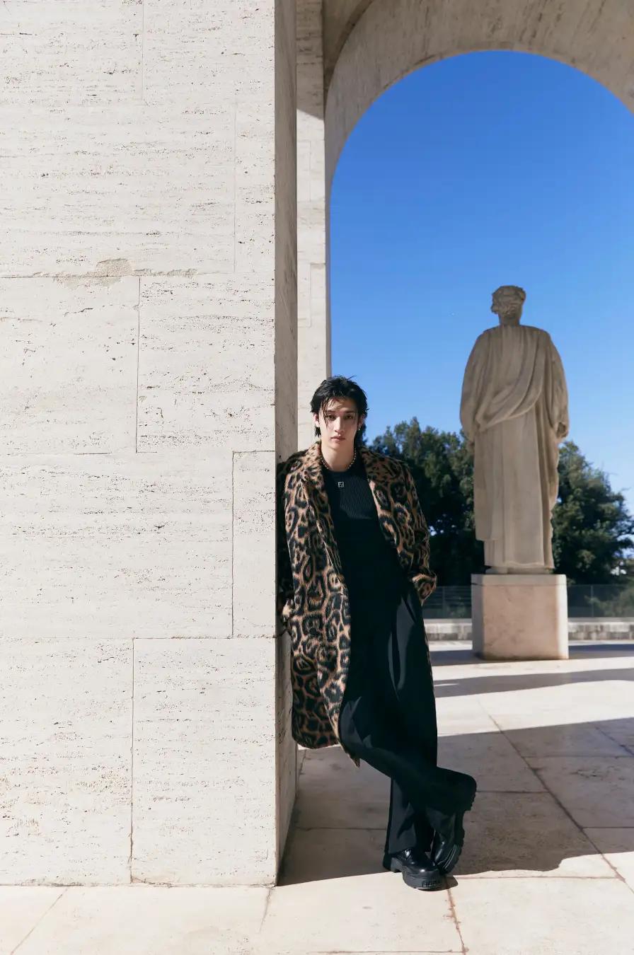 フェンディ×Stray Kids バンチャンが描く「Roman Empire」──ローマとソウルを結ぶスペシャルプロジェクト