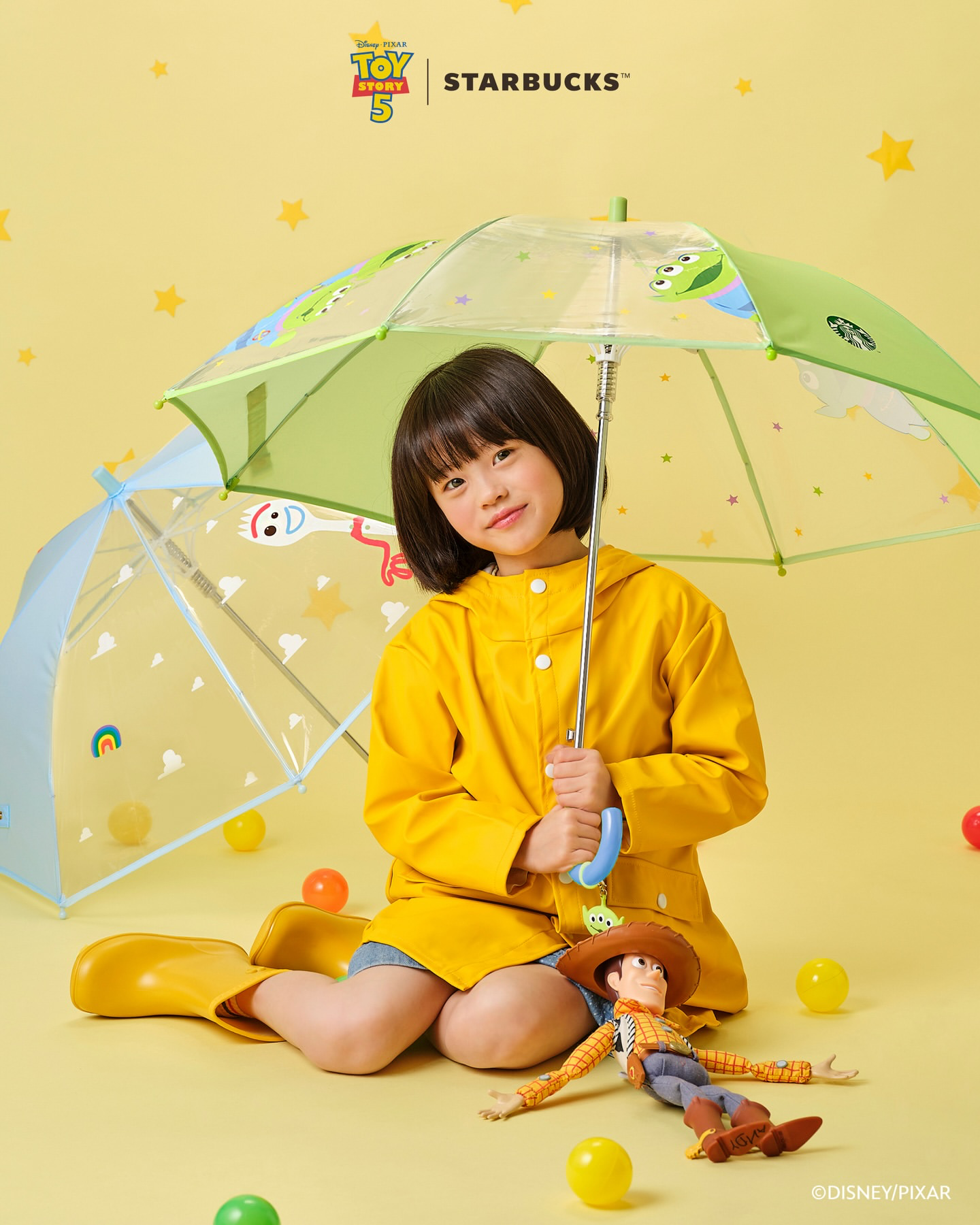 【韓国スタバ】『トイ・ストーリー』の限定ビニール傘が登場。エイリアン＆フォーキーのデザインをチェック