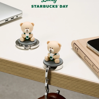 【韓国スタバ】4/17〜限定配布!デスクにちょこんと座る「ベアリスタ」のバッグハンガーが可愛すぎると話題