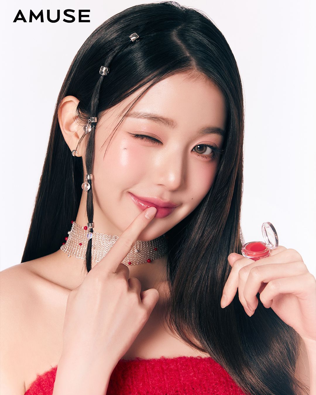 AMUSEの新作「リングリップバーム」が登場！指にはめて保湿＆血色チャージ、アクセ感覚の次世代リップ