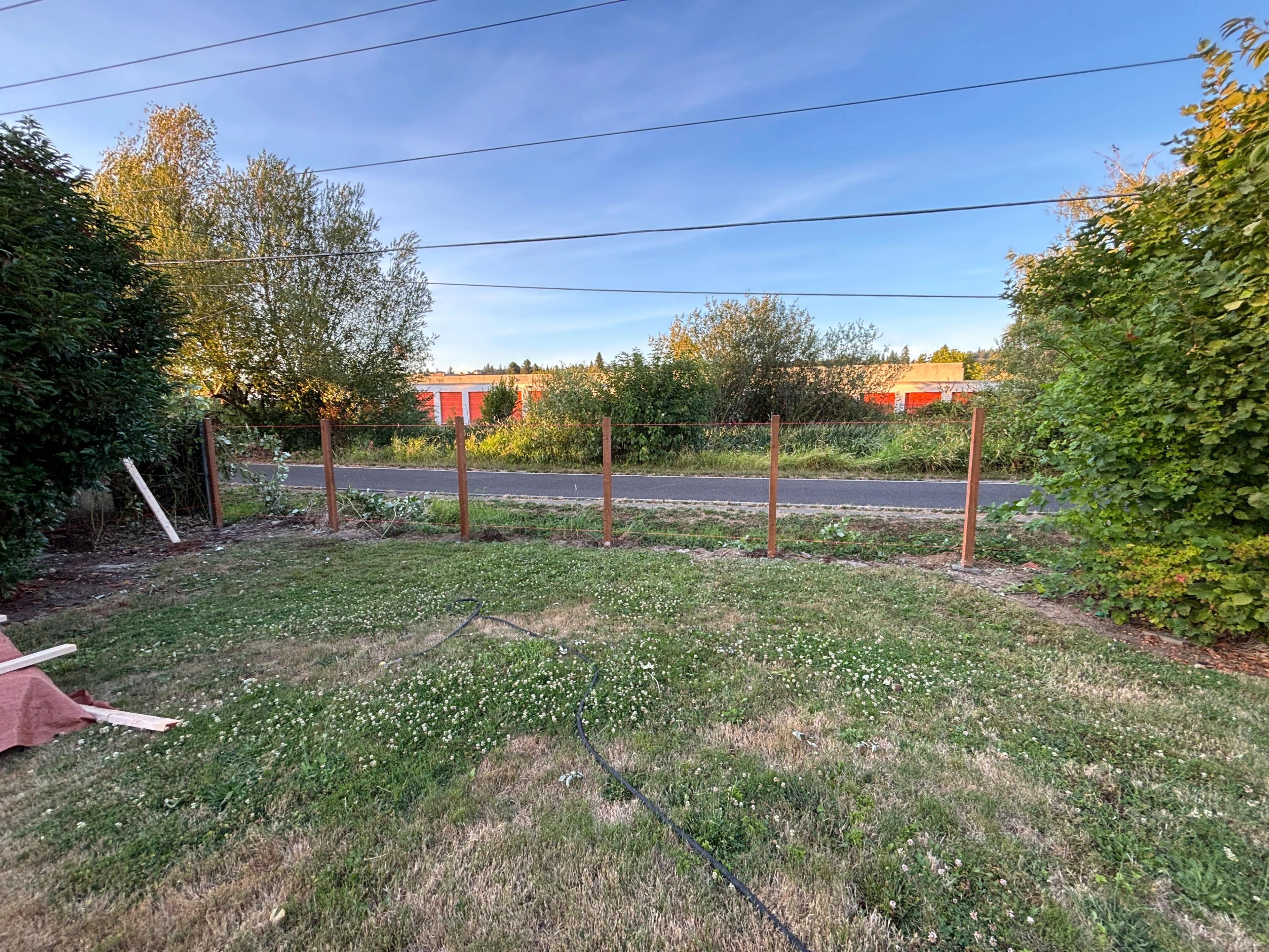 Cedar Fence Replacement, Milwaukie, Oregon — photo 4 of 7