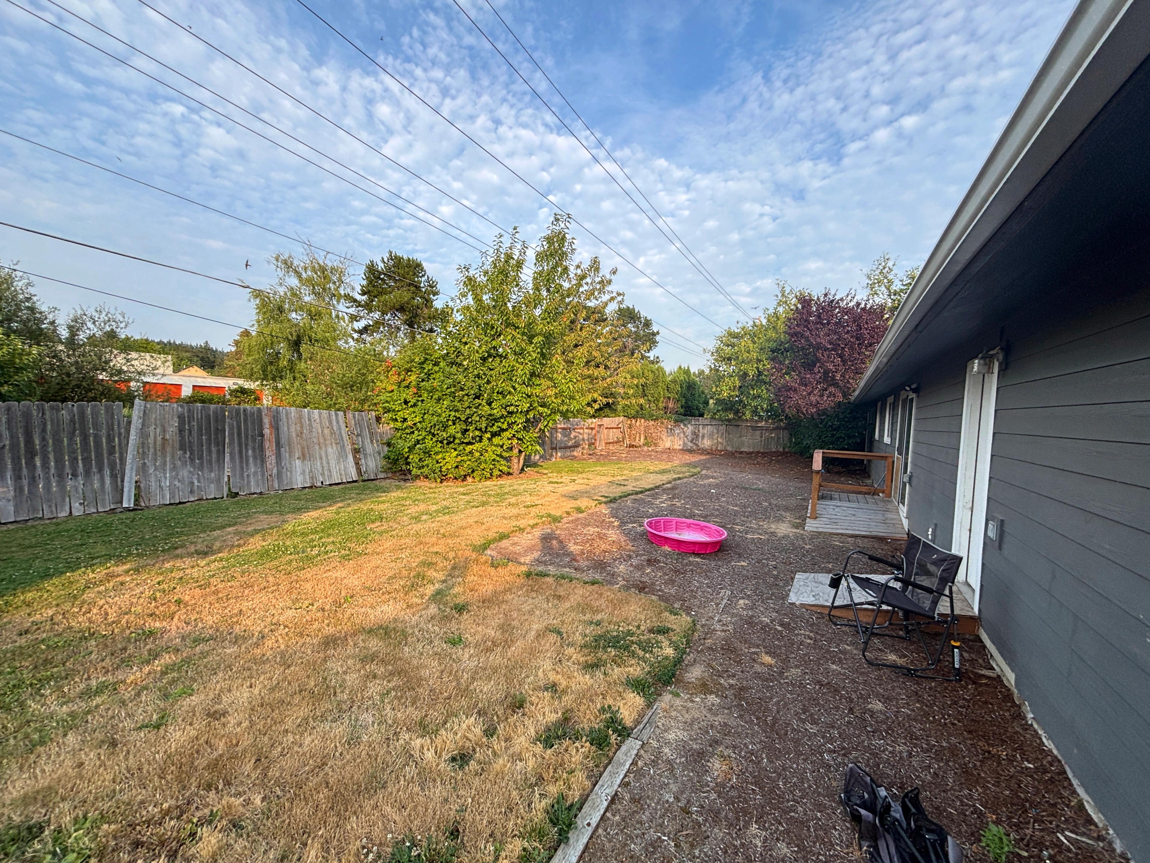 Cedar Fence Replacement, Milwaukie, Oregon — photo 2 of 7