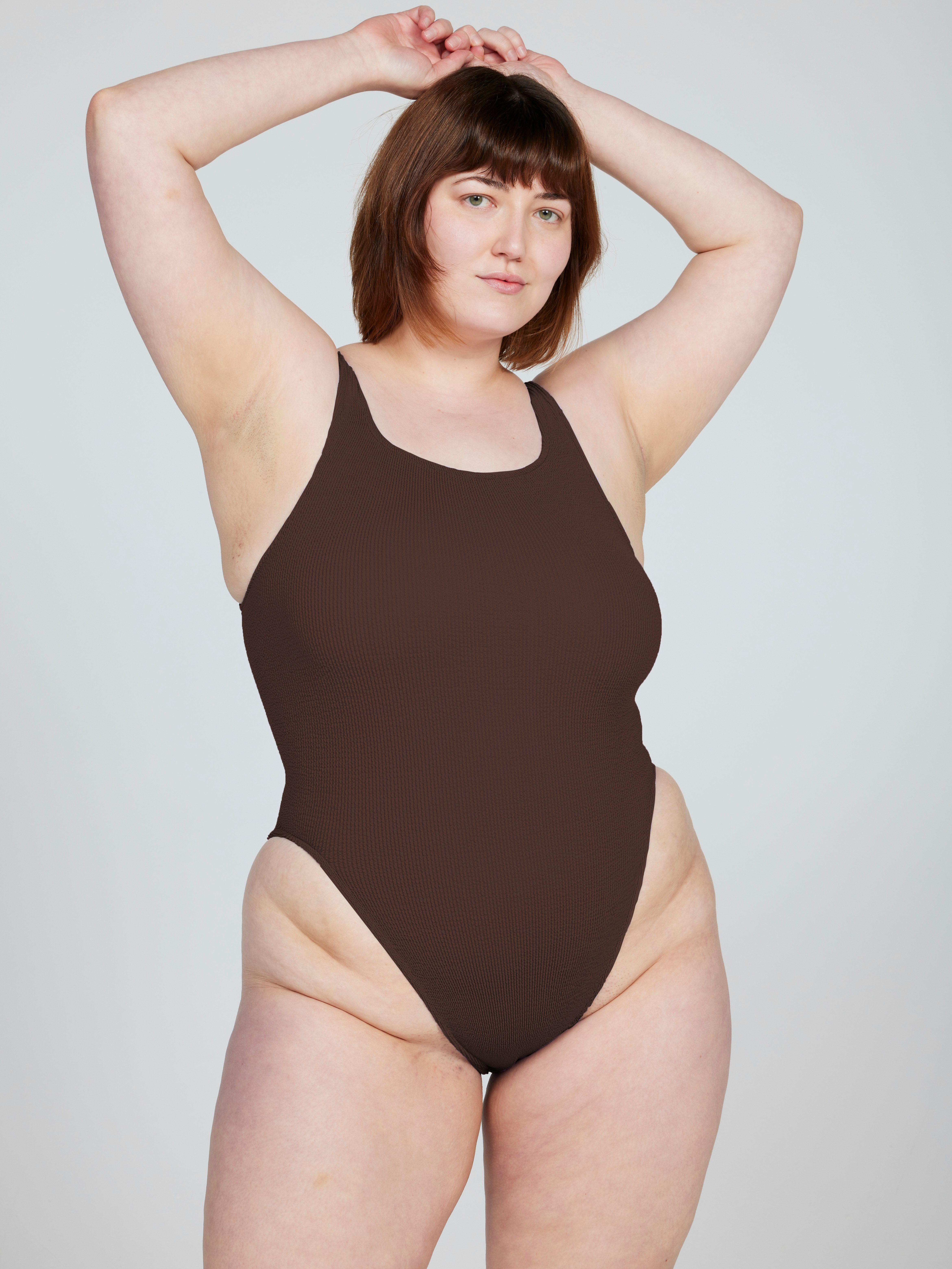 If you've tried ShaperMint two peice swimsuits, please tell me what you  think! I'm 5'7, DDD and 45 inch hips, w/ a mum tum & thick thighs. I need  to know how