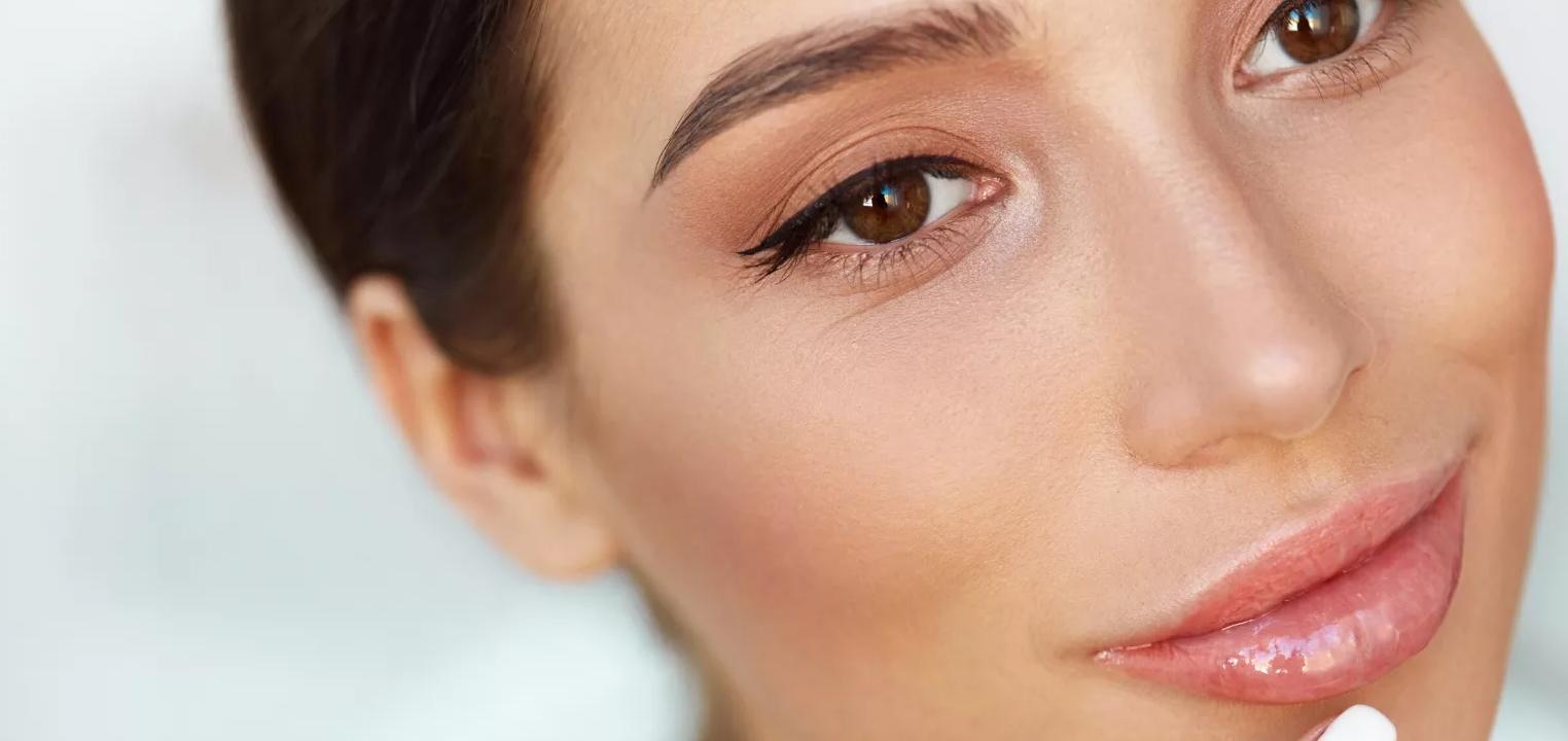 Powiększanie i modelowanie ust