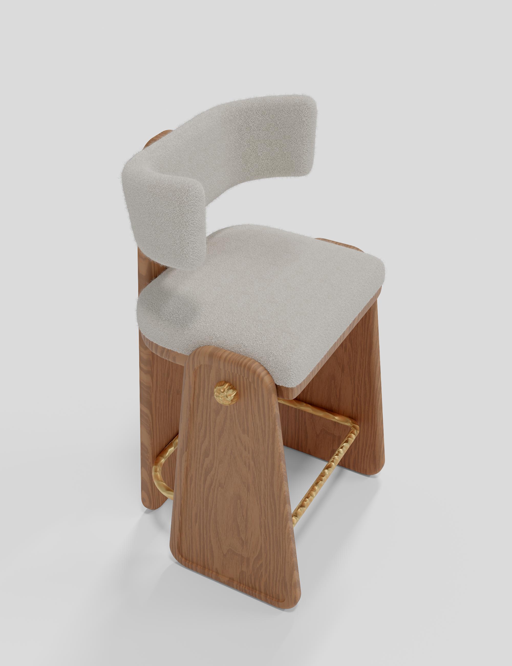 Nuvé Bar Stool — Ivory bouclé · Hammered Brass · Teak, reddish walnut finish, photo 3