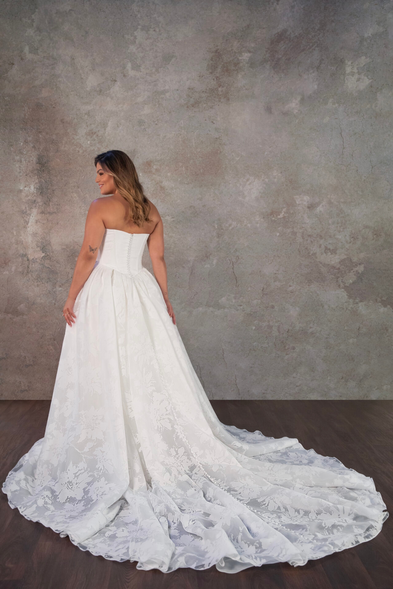 Modern Princess Ballgown Wedding Dress with Lace-Up Back
