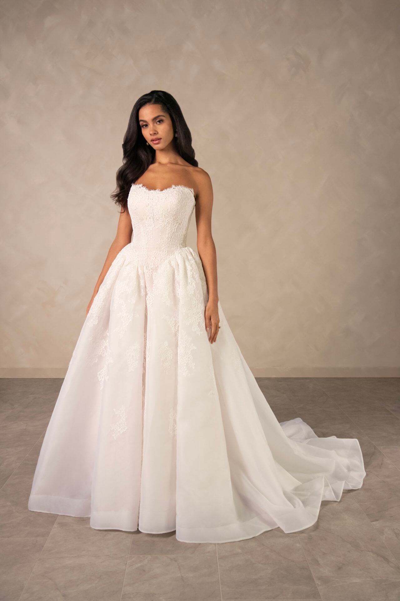 Romantic Lace and Organza Ballgown with Scalloped Sweetheart Neckline