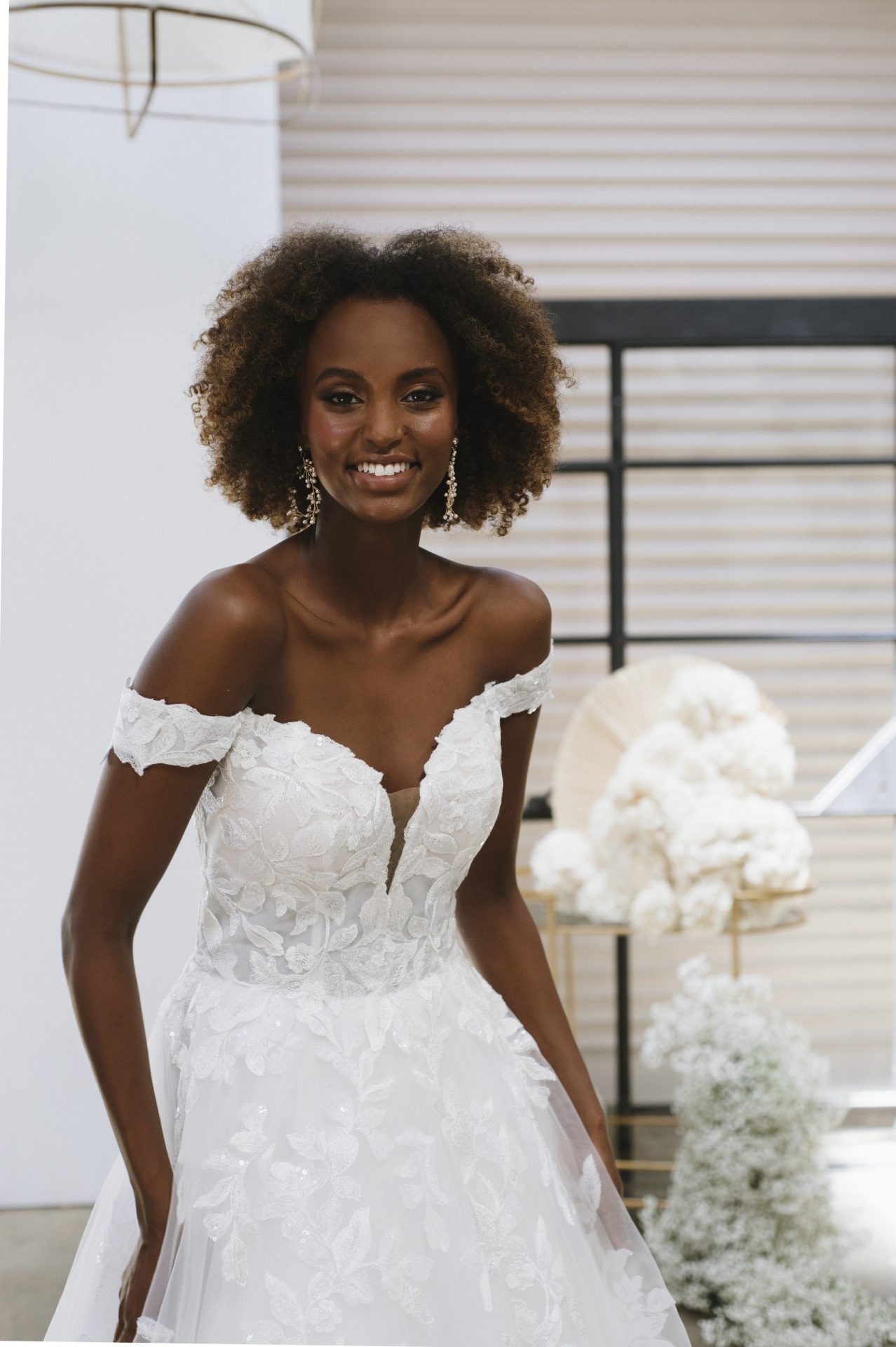 Classic Off-the-Shoulder V-Neckline Gown with Lace Appliques