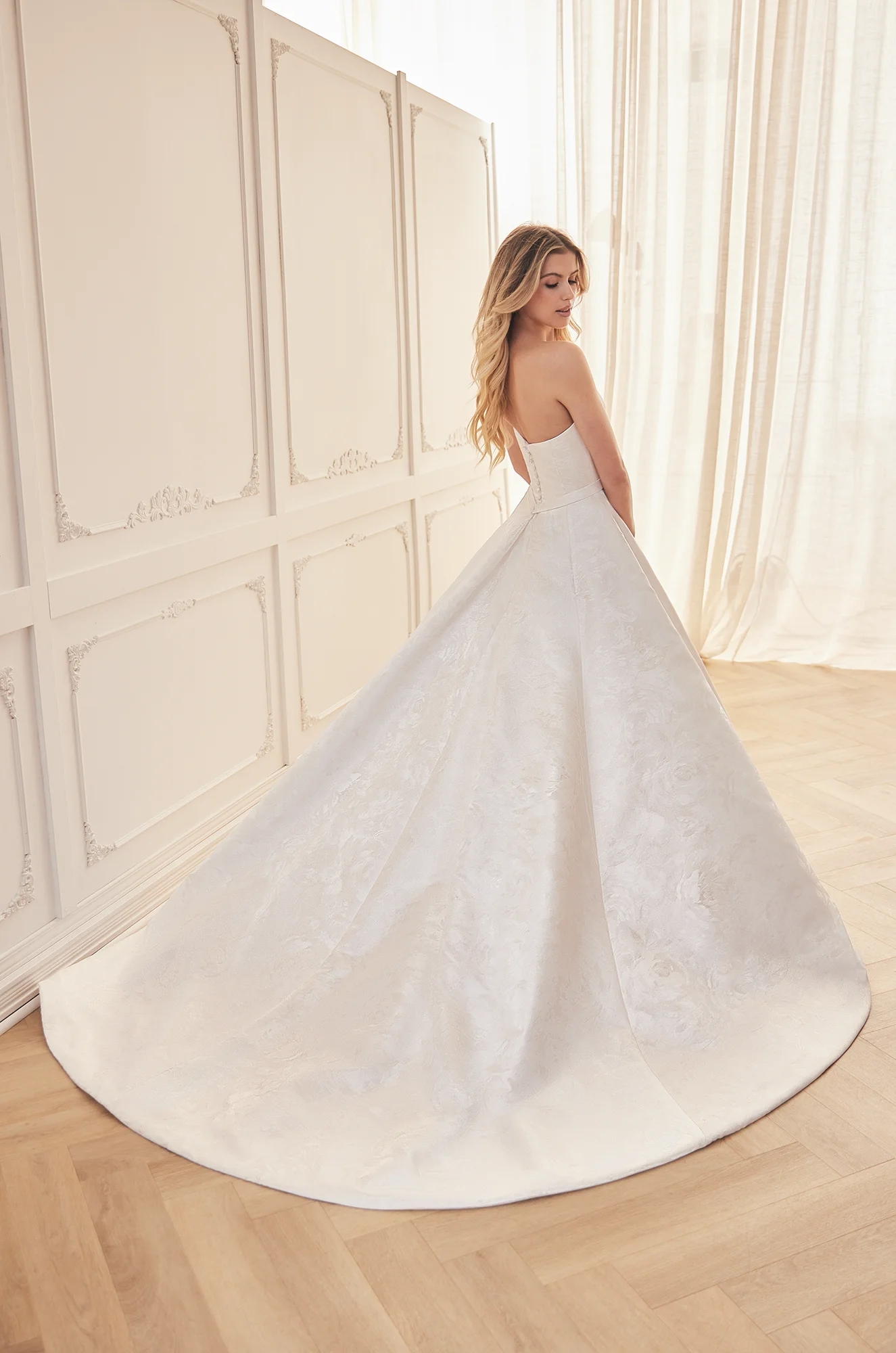 Jacquard Ballgown with Straight Neckline and Belt