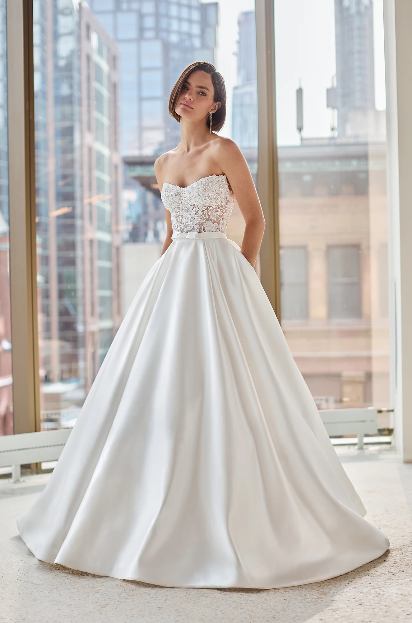 Sweetheart Lace and Satin Fit and Flare Wedding Dress