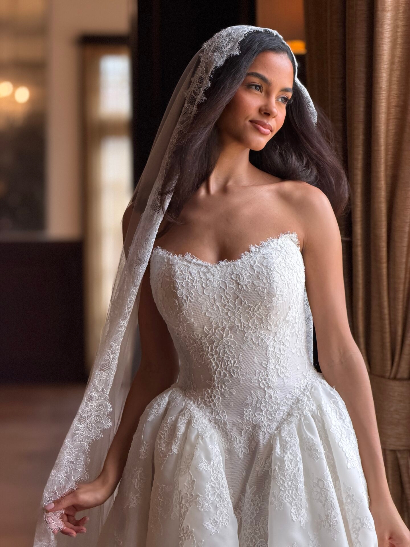 Romantic Lace and Organza Ballgown with Scalloped Sweetheart Neckline