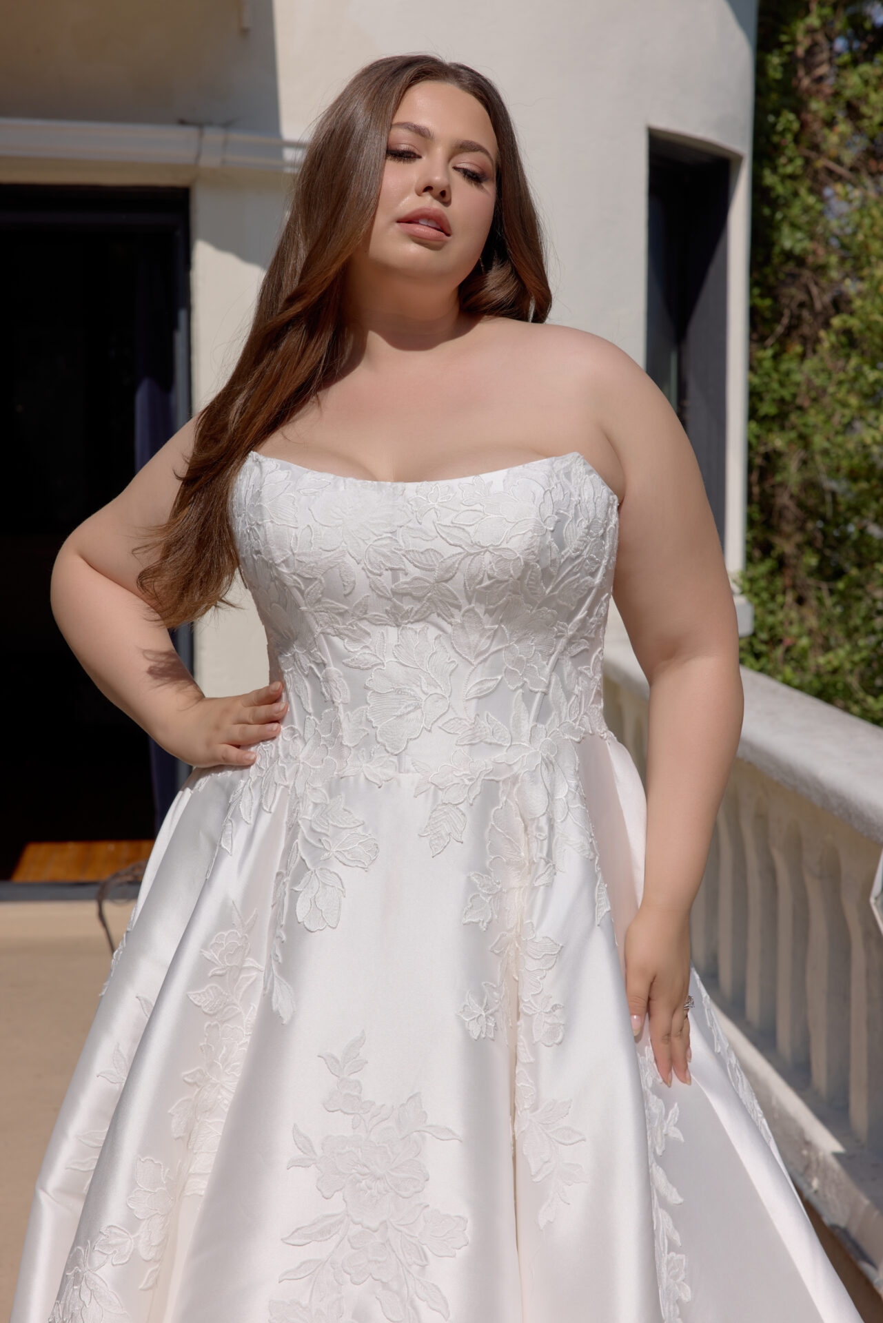 Strapless Sweetheart A-Line Wedding Dress with Floral Lace Appliqués