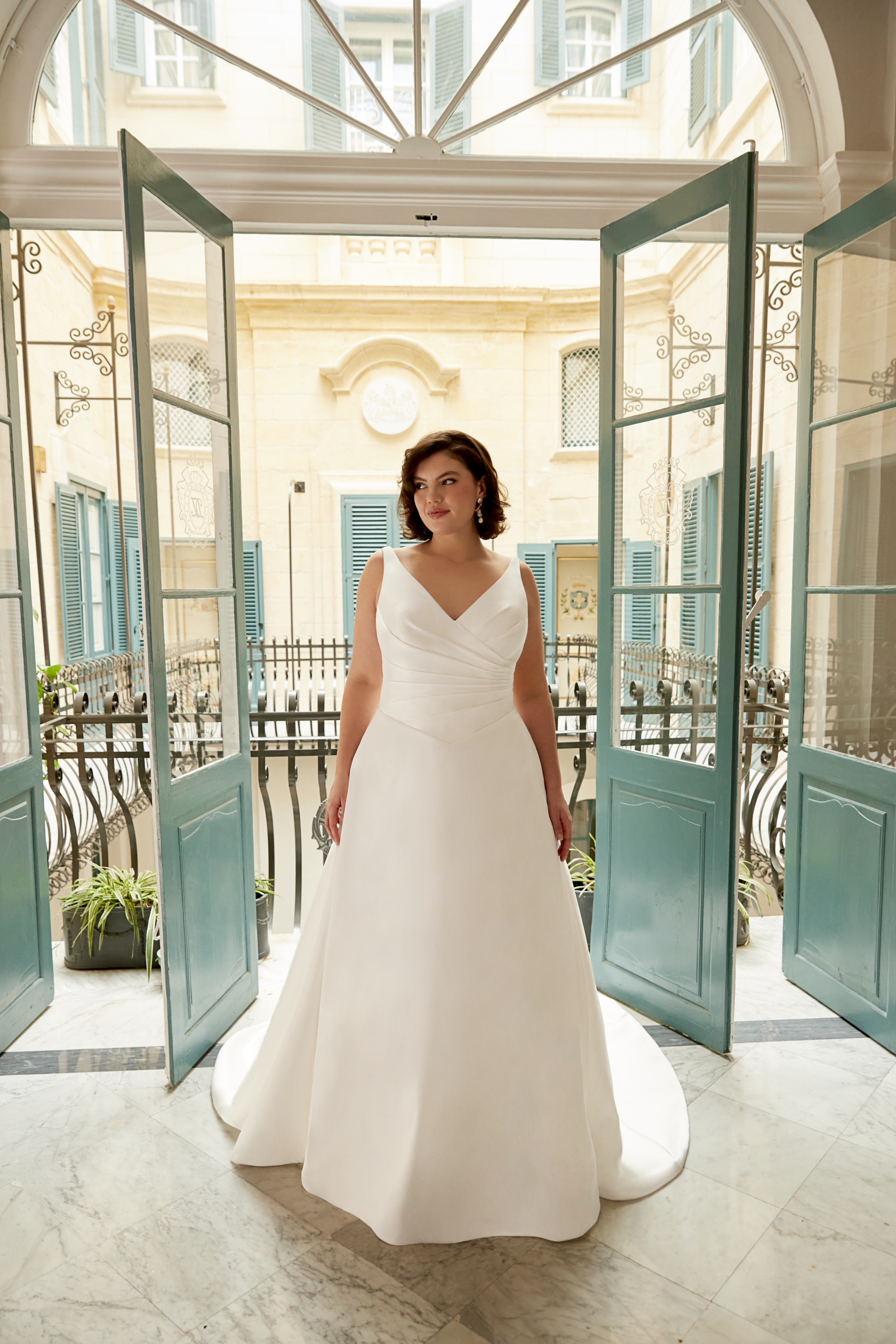 44585C by Sincerity Bridal