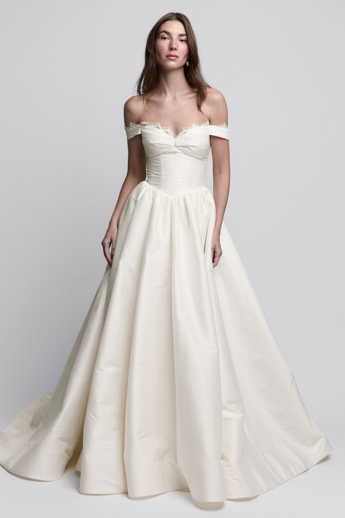 HALLE by Willowby