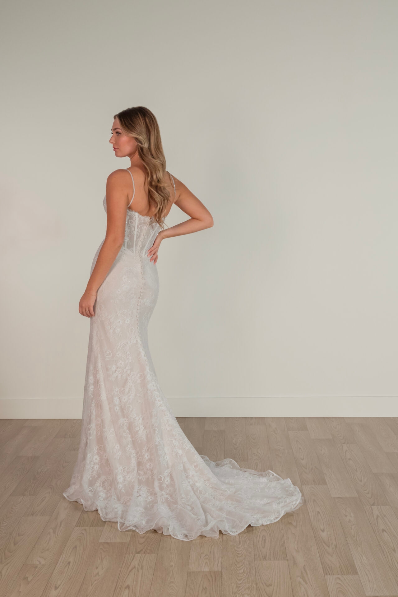 Sexy Floral Lace Fit-and-Flare Wedding Dress with Corset Bodice