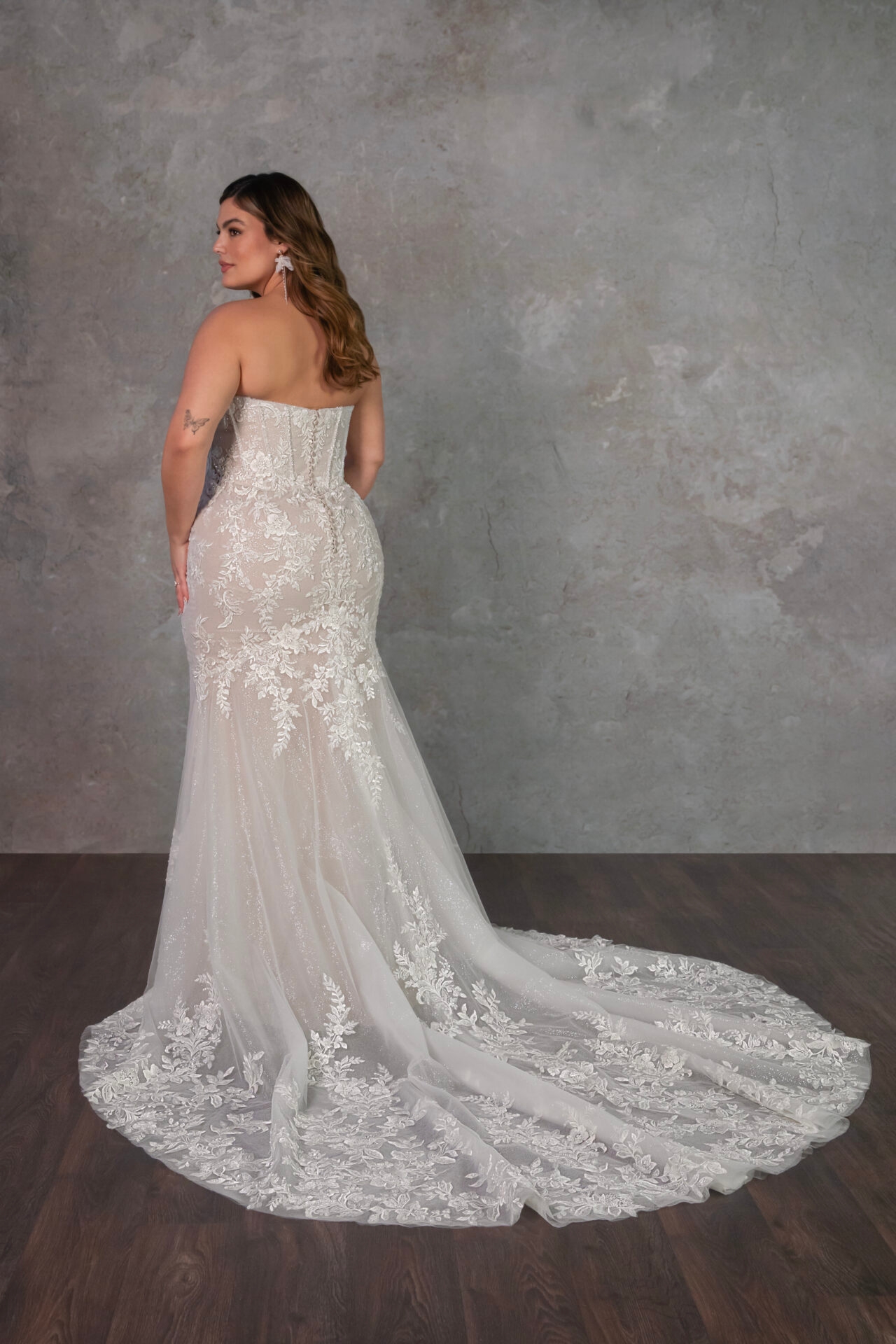 Lace Fit-and-Flare Wedding Dress with Sweetheart Neckline