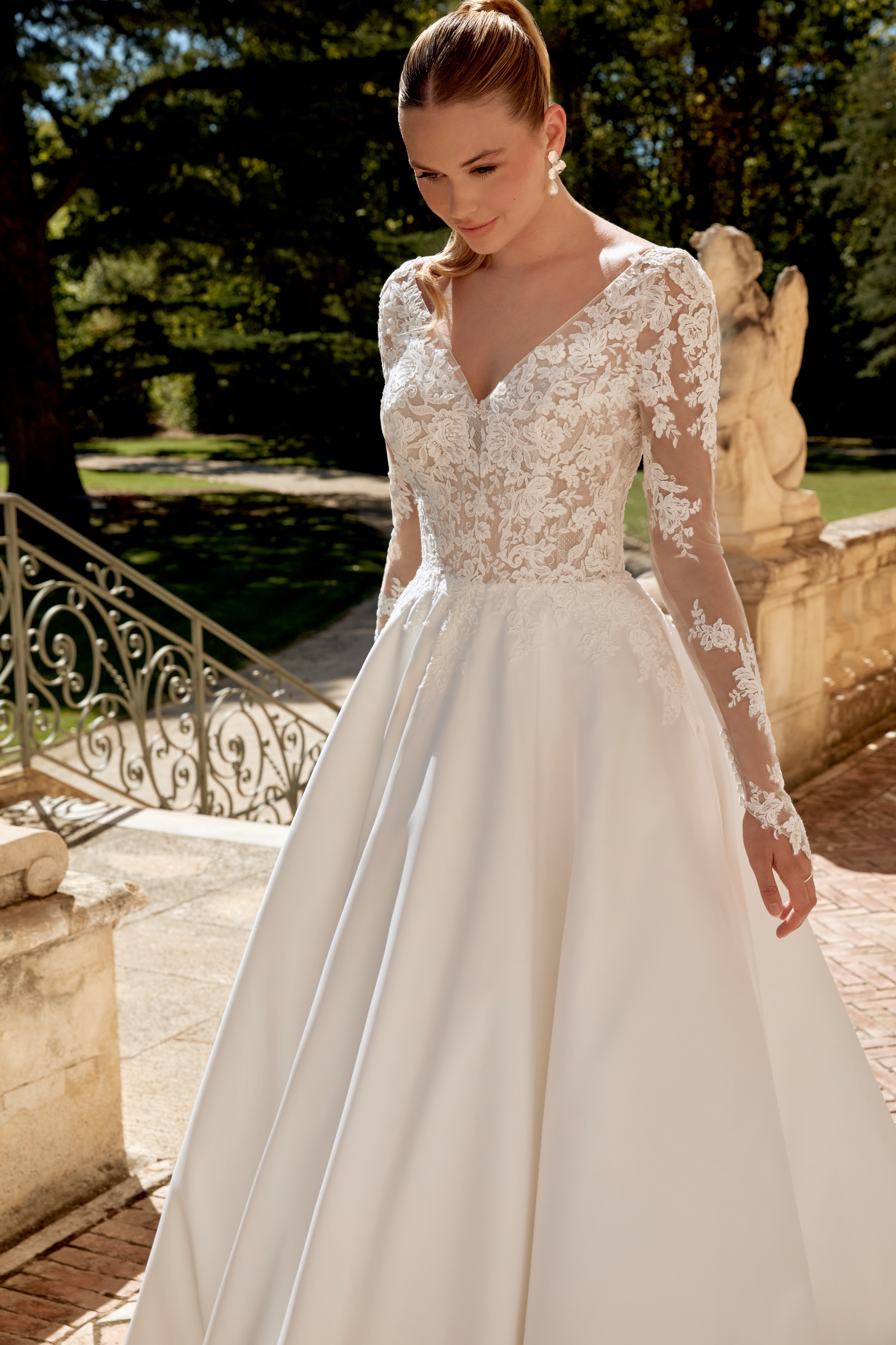Style 44589