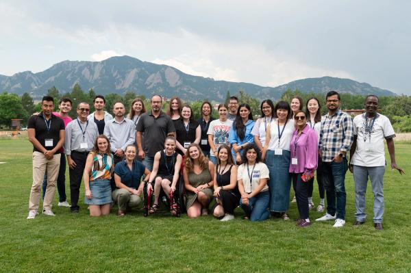 The DS3 class of 2024 posing together in front of the mountains in Boulder, CO