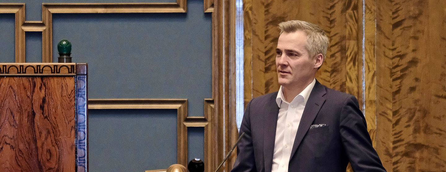 Adlercreutz i interpellationsdebatten: Finland är inget krisland