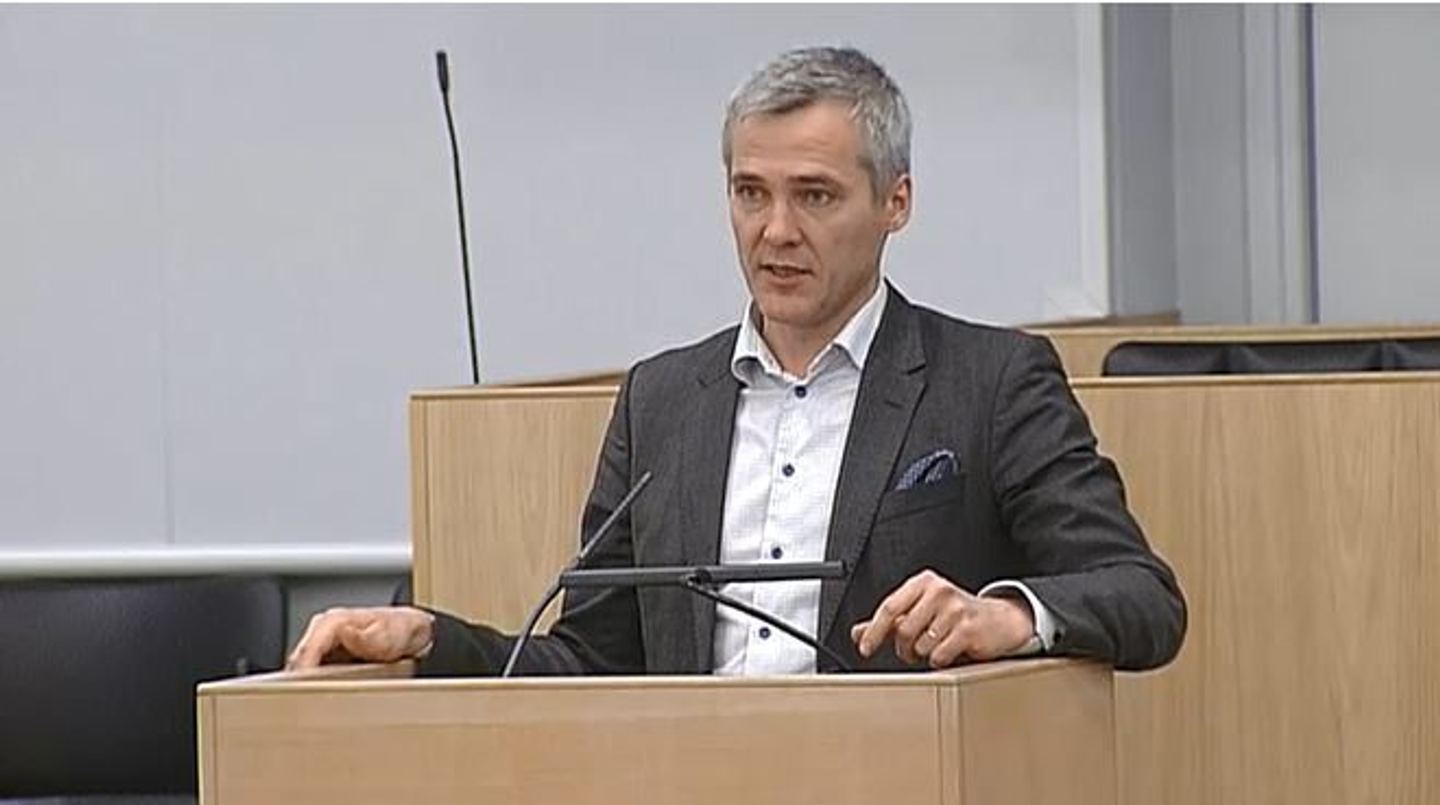 Tal i debatten om förändringen i regeringens parlamentariska bas 19.6.2017