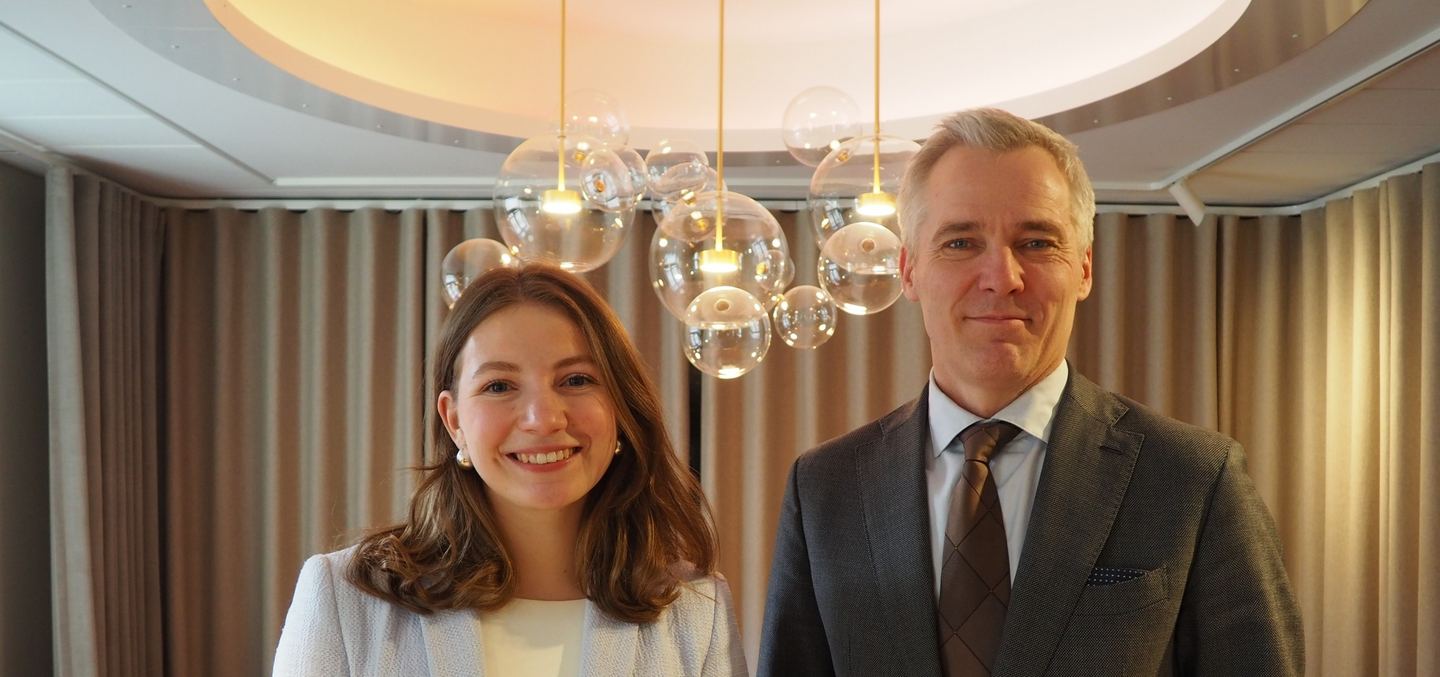 Ina Mickos ny riksdagsassistent för minister Adlercreutz