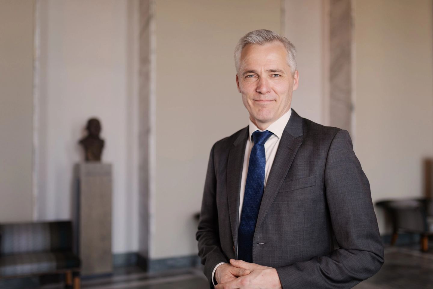 Uteliaisuudella uutta kohti