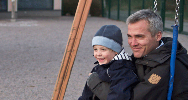 Adlercreutz: Barnfamiljer behöver en lättare vardag