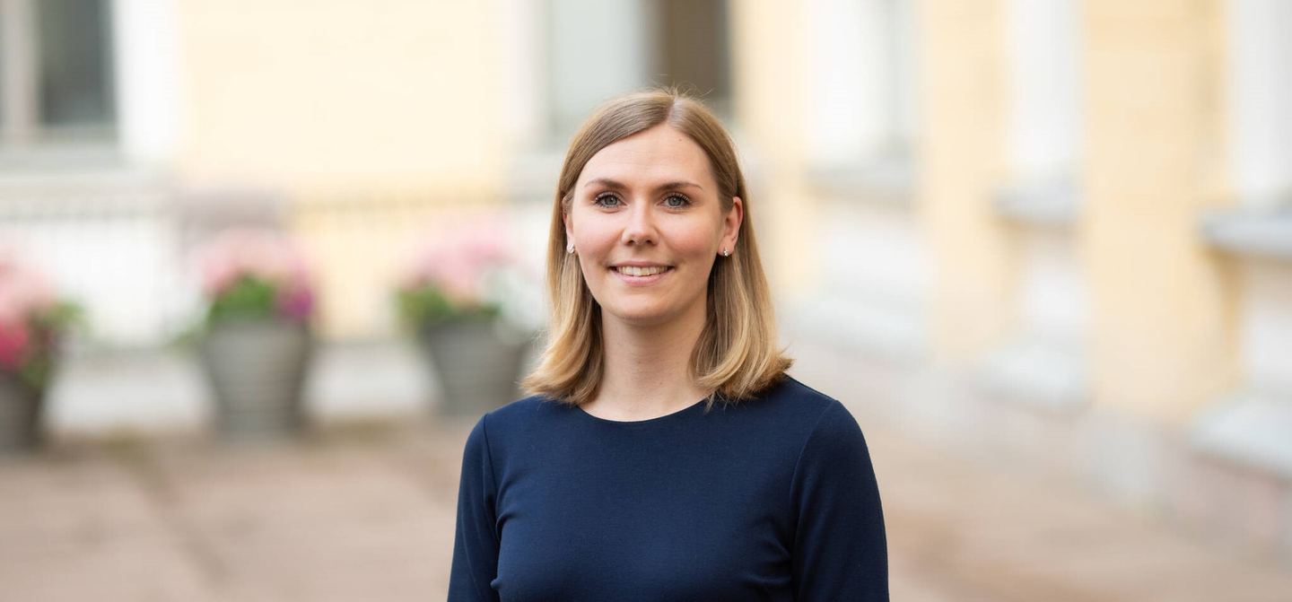 Grönroos ministeri Adlercreutzin erityisavustajaksi