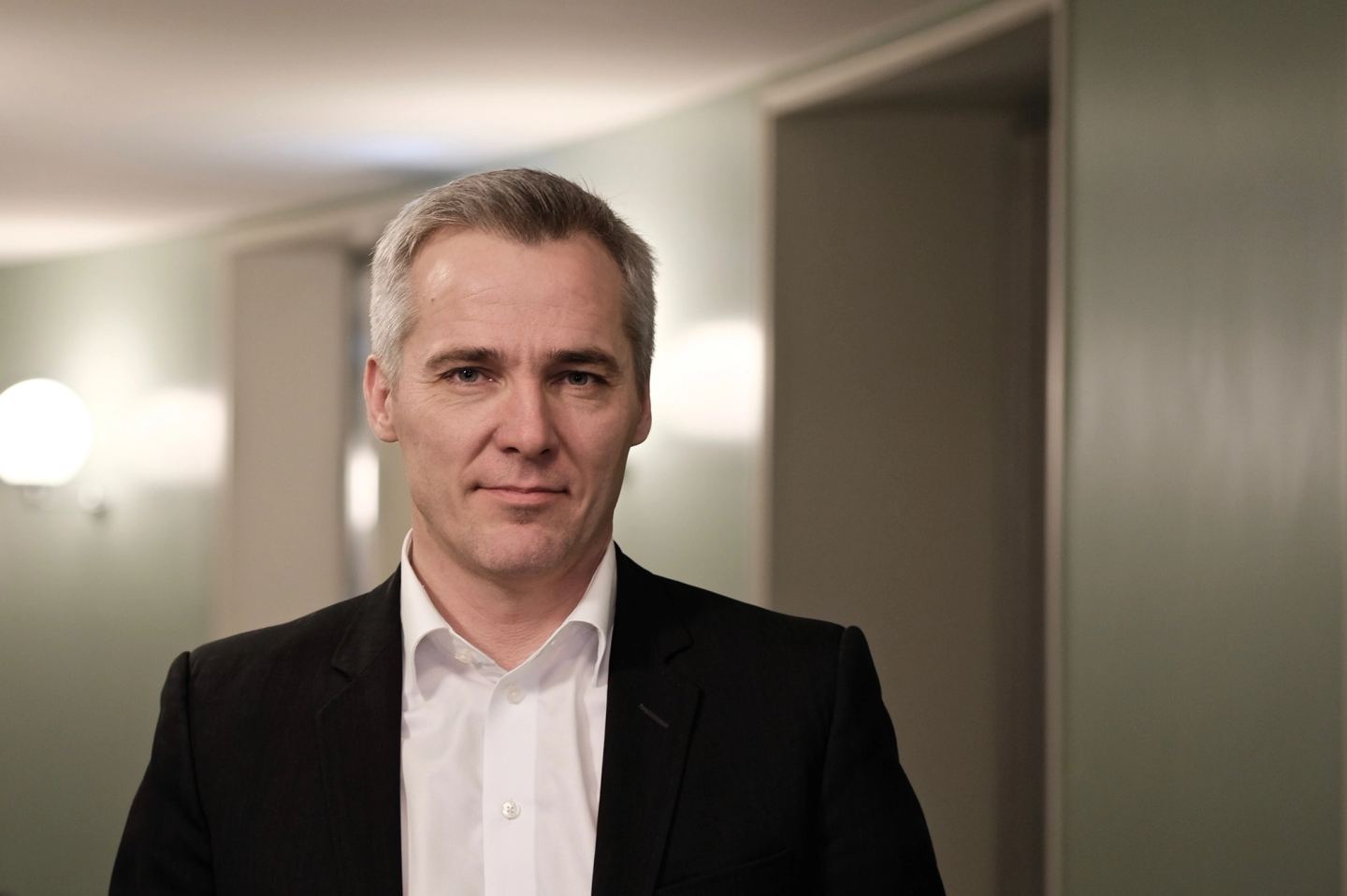 Adlercreutz: Regeringens legitimitet vacklar – landskapsvalet måste flyttas