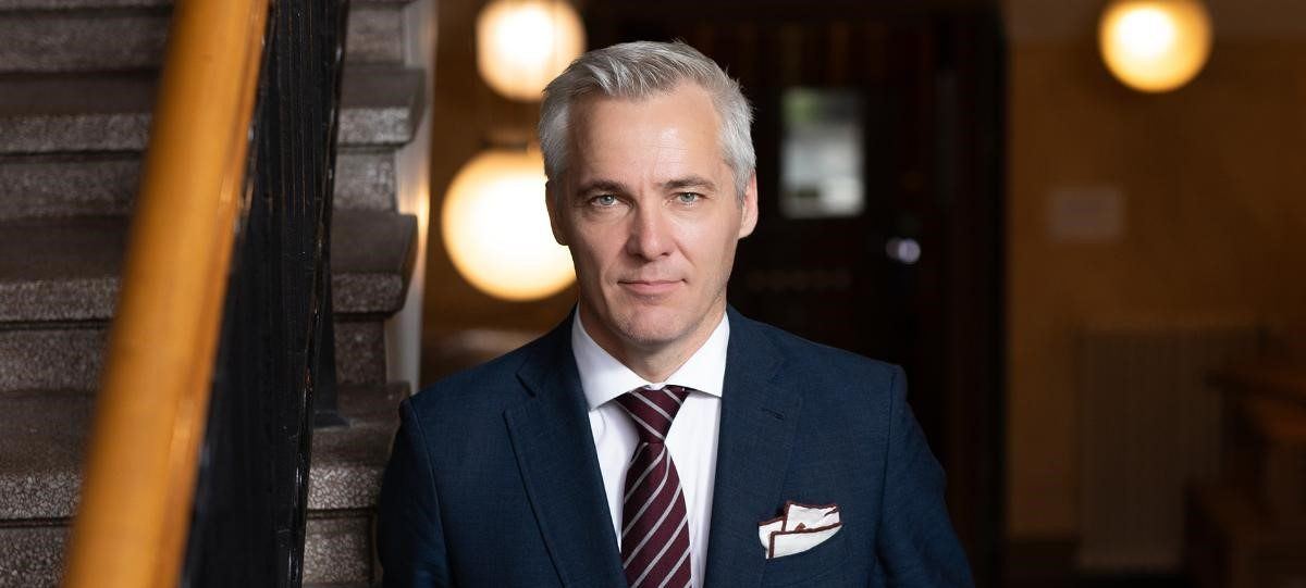 Låt oss inte vara likgiltiga