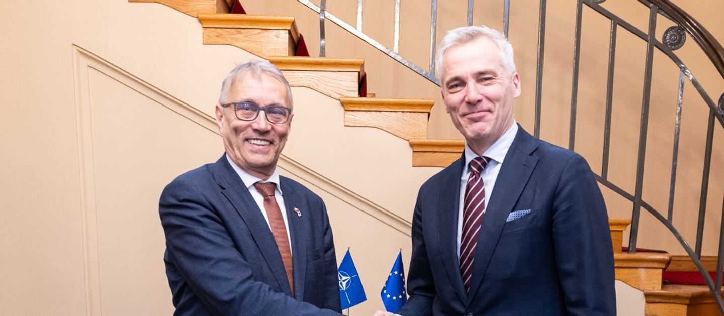 Minister Adlercreutz och Tjeckiens minister för Europafrågor Dvořák diskuterade framför allt åtgärder för att garantera fred och konkurrenskraft i Europa