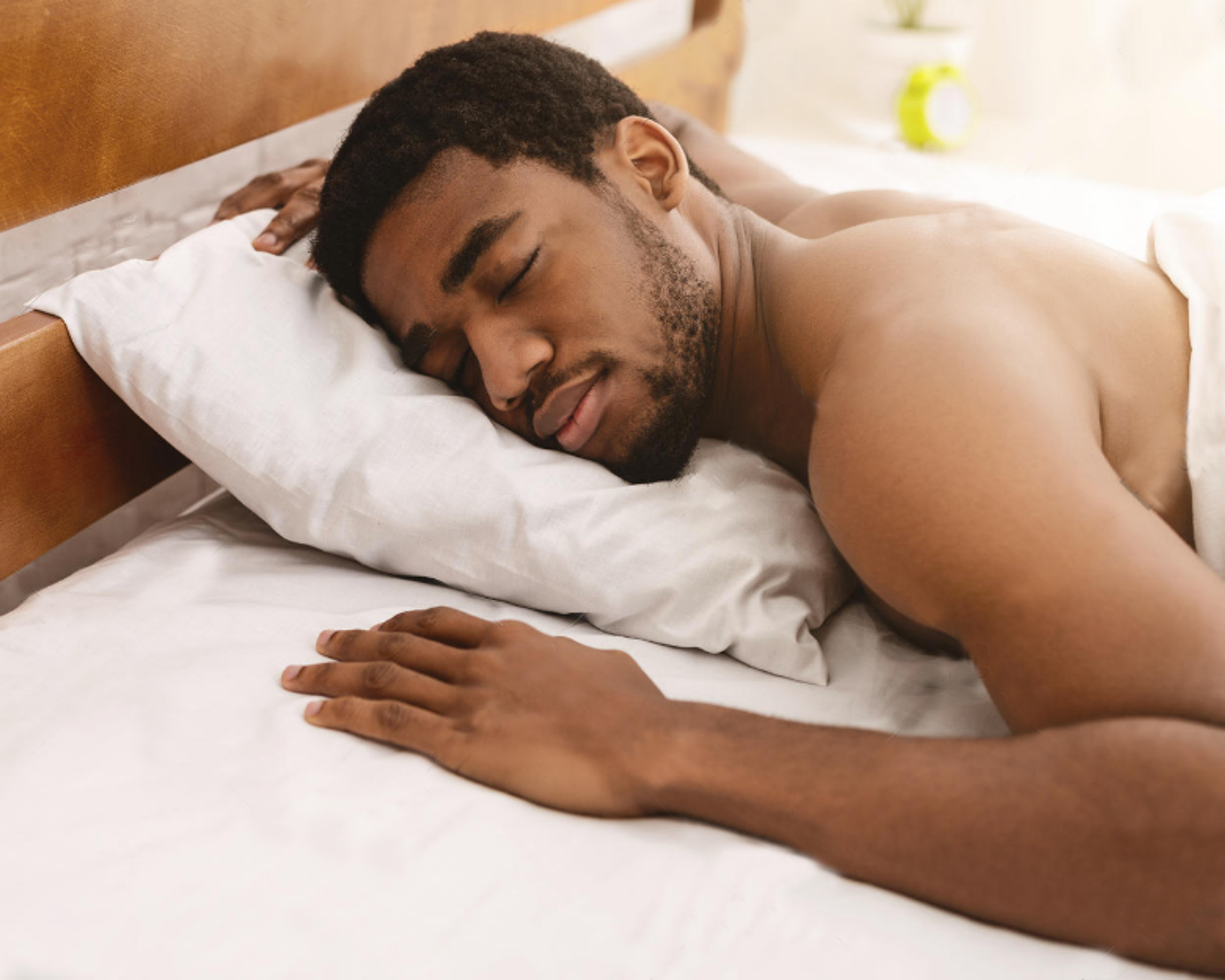8 Unbelievable Reasons Why You Should Sleep Naked
