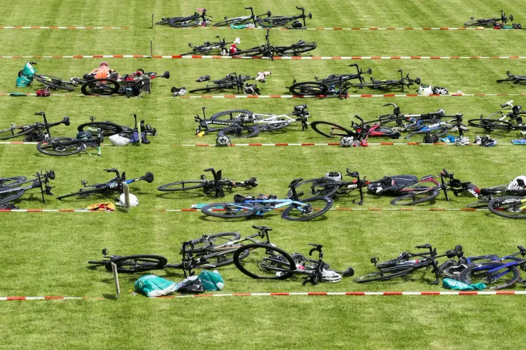 Triathlon transition