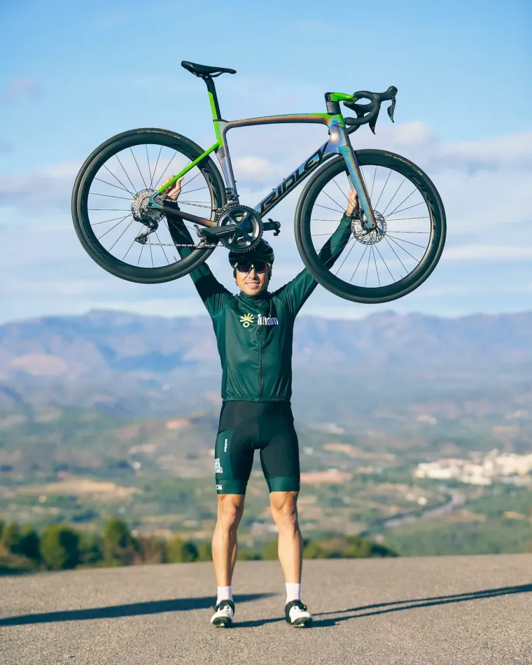 Not me, just someone who is clealy extra pumped on their ride