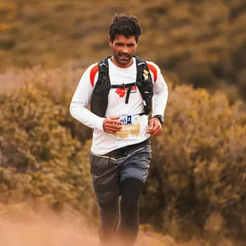 Ultrarunner racing